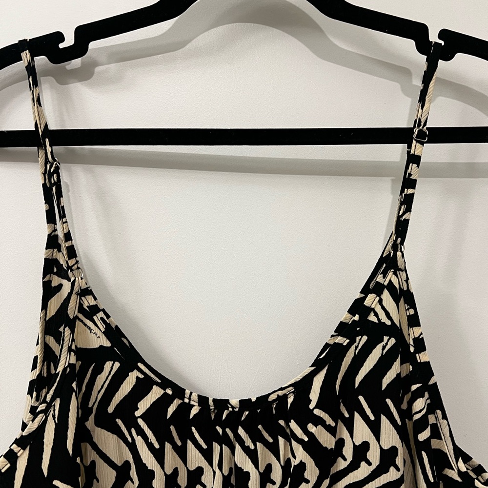 Women’s Black and White Casual Jumpsuit - Picture 6 of 11
